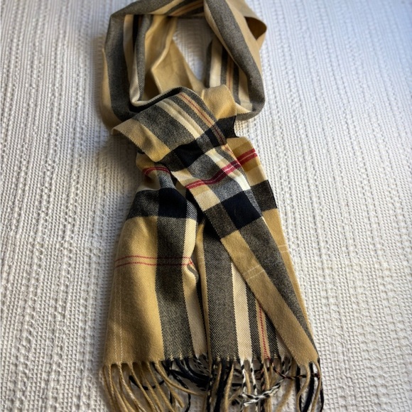 Unisex Adult Blk , Tan , & Red 100% Cashmere Plaid Classic Scarf (12.7 x 35) - Picture 5 of 8